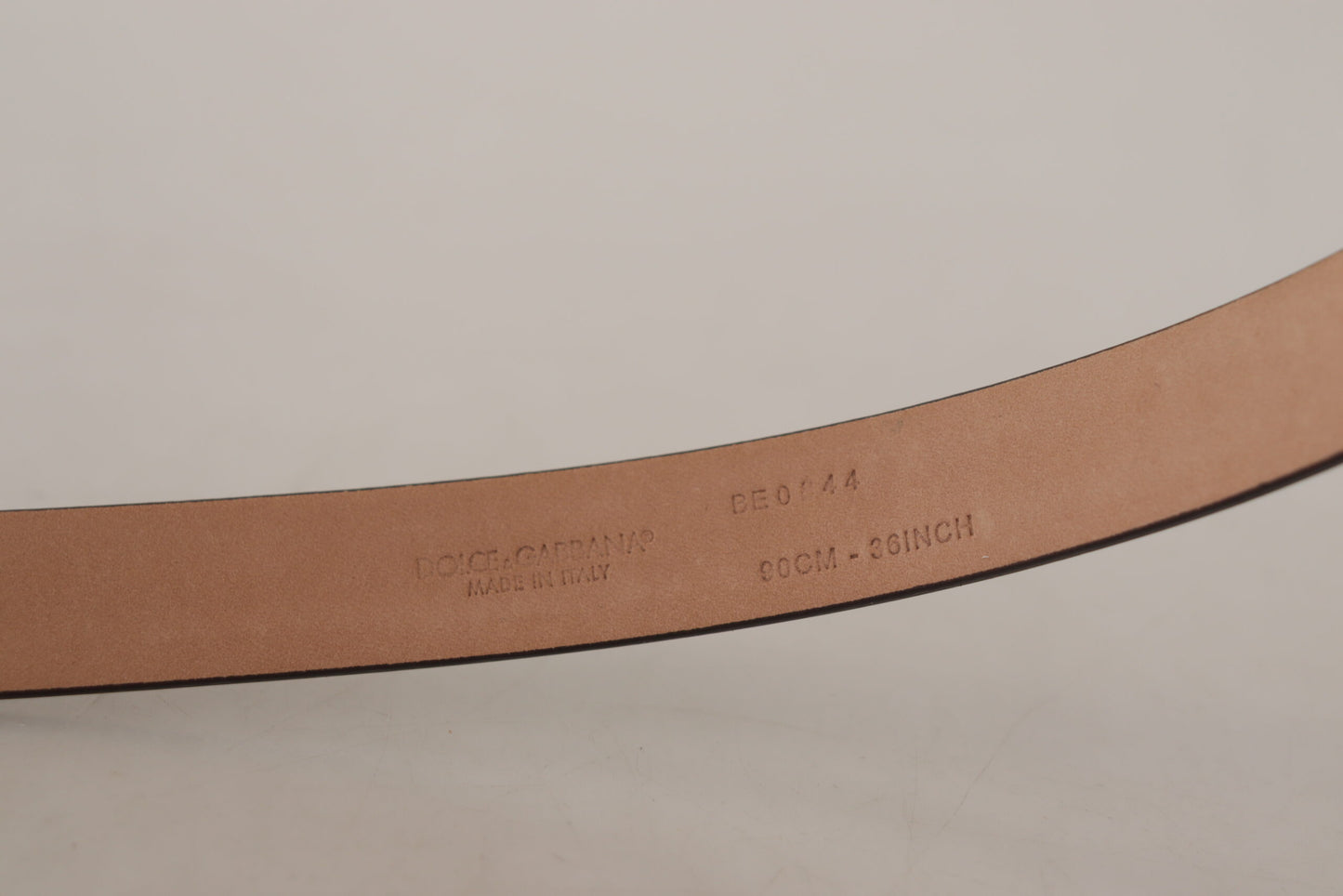 Ceinture élégante en cuir noir avec boucle et logo Dolce & Gabbana