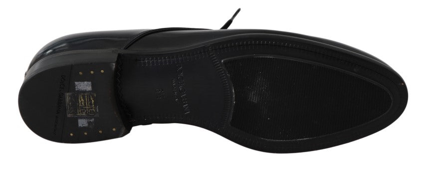 Zapatos de vestir azul oscuro de Dolce Gabbana desatados