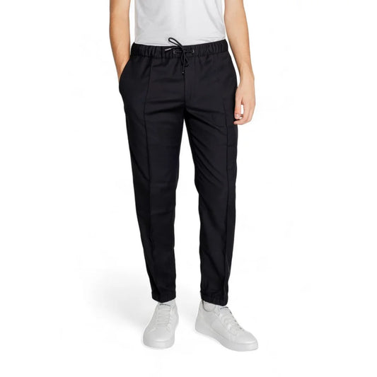 Armani Exchange Men’s Tapered Trousers Contemporary Style and Comfort