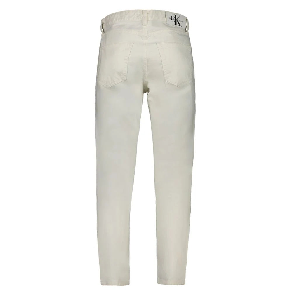 Calvin Klein’s White Dad Jeans Timeless Style and Comfort Klein