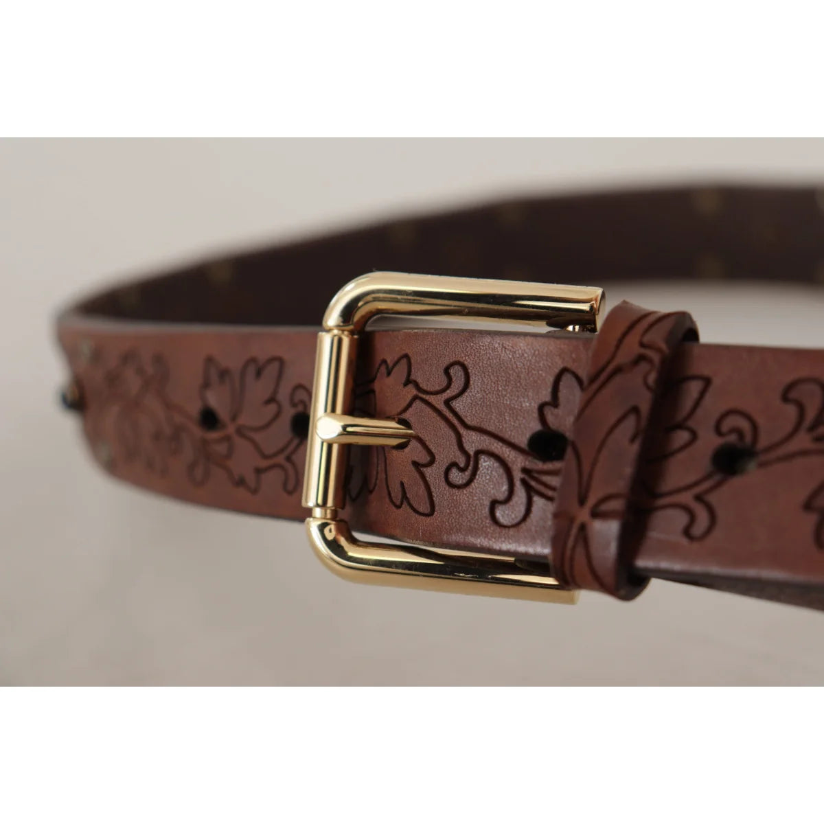 Dolce Gabbana Leather Belt Italian Style Eye Catching Metal Buckle &