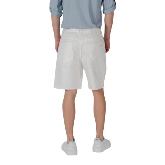 Gianni Lupo Bermuda Shorts for Men with Distressed Summer Style