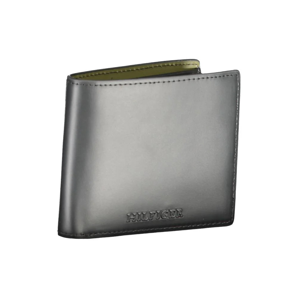 Tommy Hilfiger Black Wallet Sleek Style for Fashion Forward