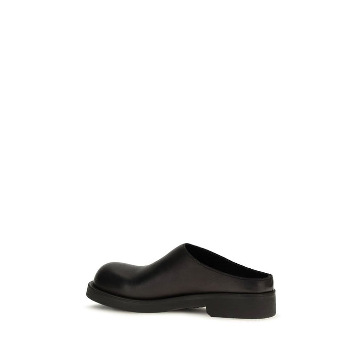 MM6 Black Calf Leather Bos Taurus Mules