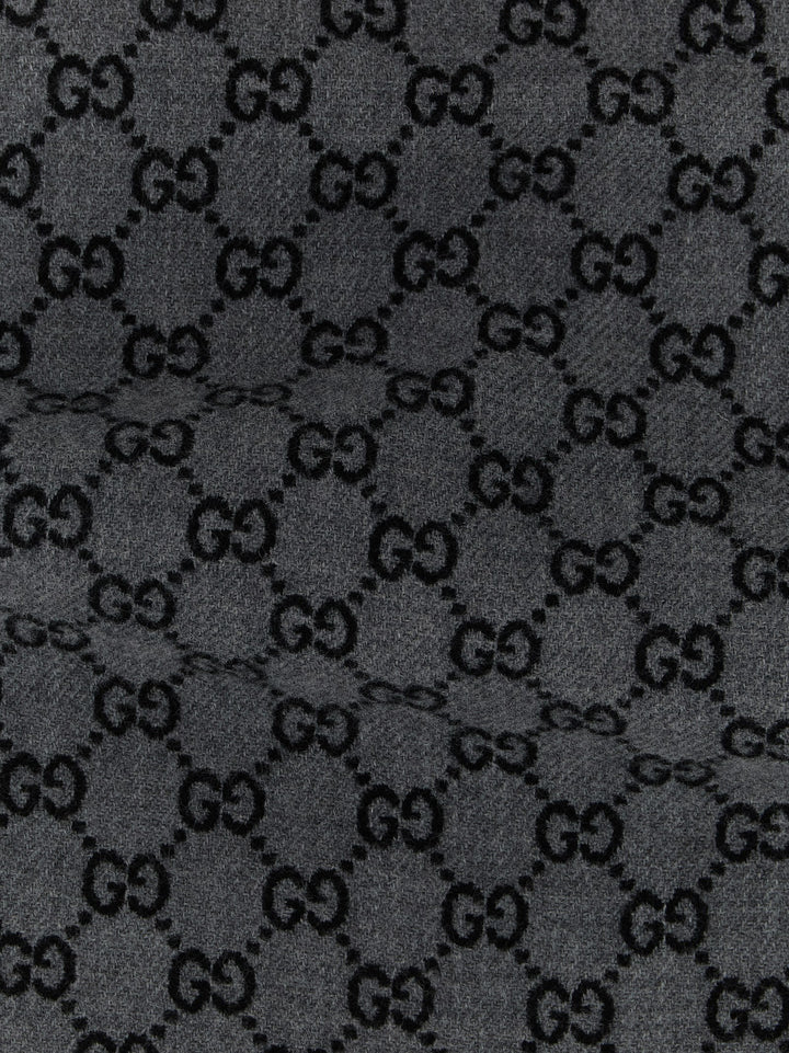 Gucci Gray Wool Scarf