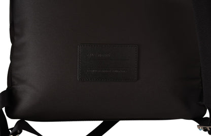 Mochila urbana Givenchy con cierre de cremallera ajustable en el hombro