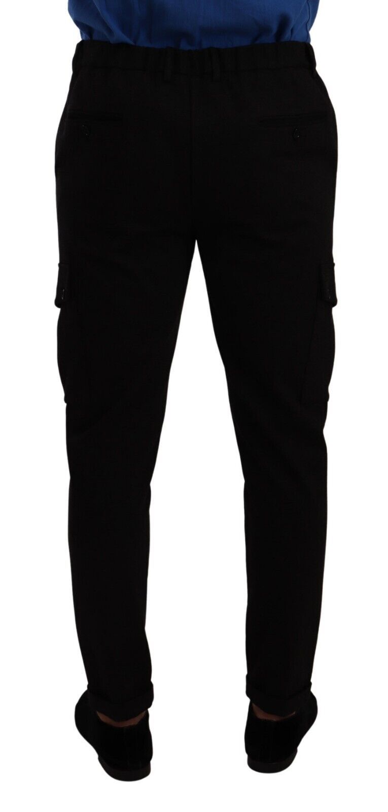 Pantalones cargo ajustados de Dolce Gabbana. Vestido negro llamativo.