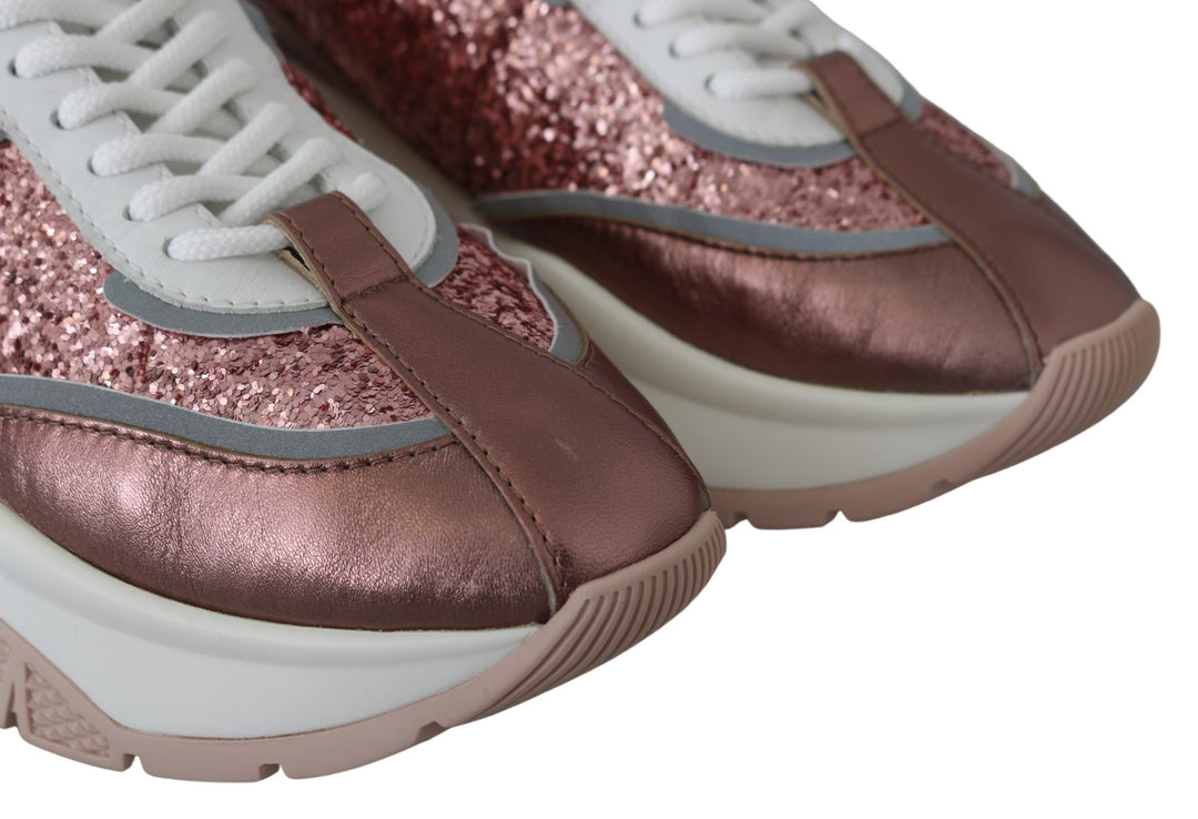 Las zapatillas Jimmy Choo Galactica con purpurina iluminan tu estilo