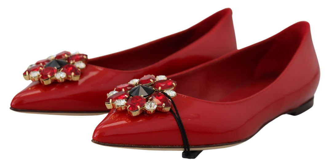 Deslumbrantes mocasines de ante rojo con cristales de Dolce Gabbana