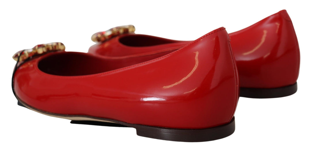 Deslumbrantes mocasines de ante rojo con cristales de Dolce Gabbana