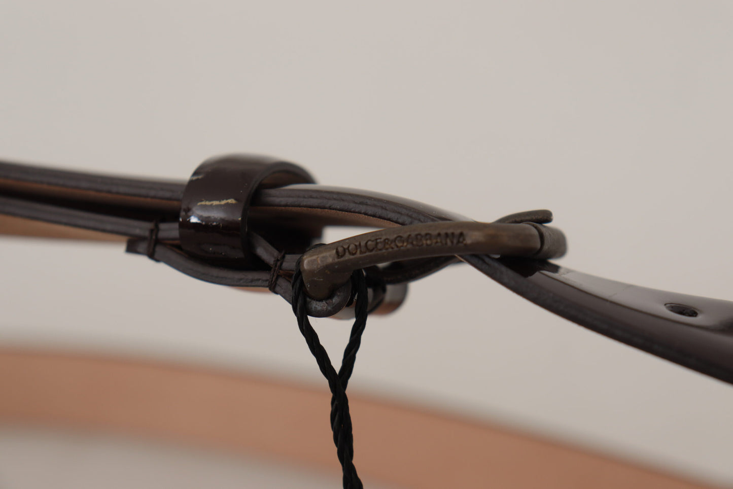 Ceinture élégante en cuir noir avec boucle et logo Dolce &amp; Gabbana