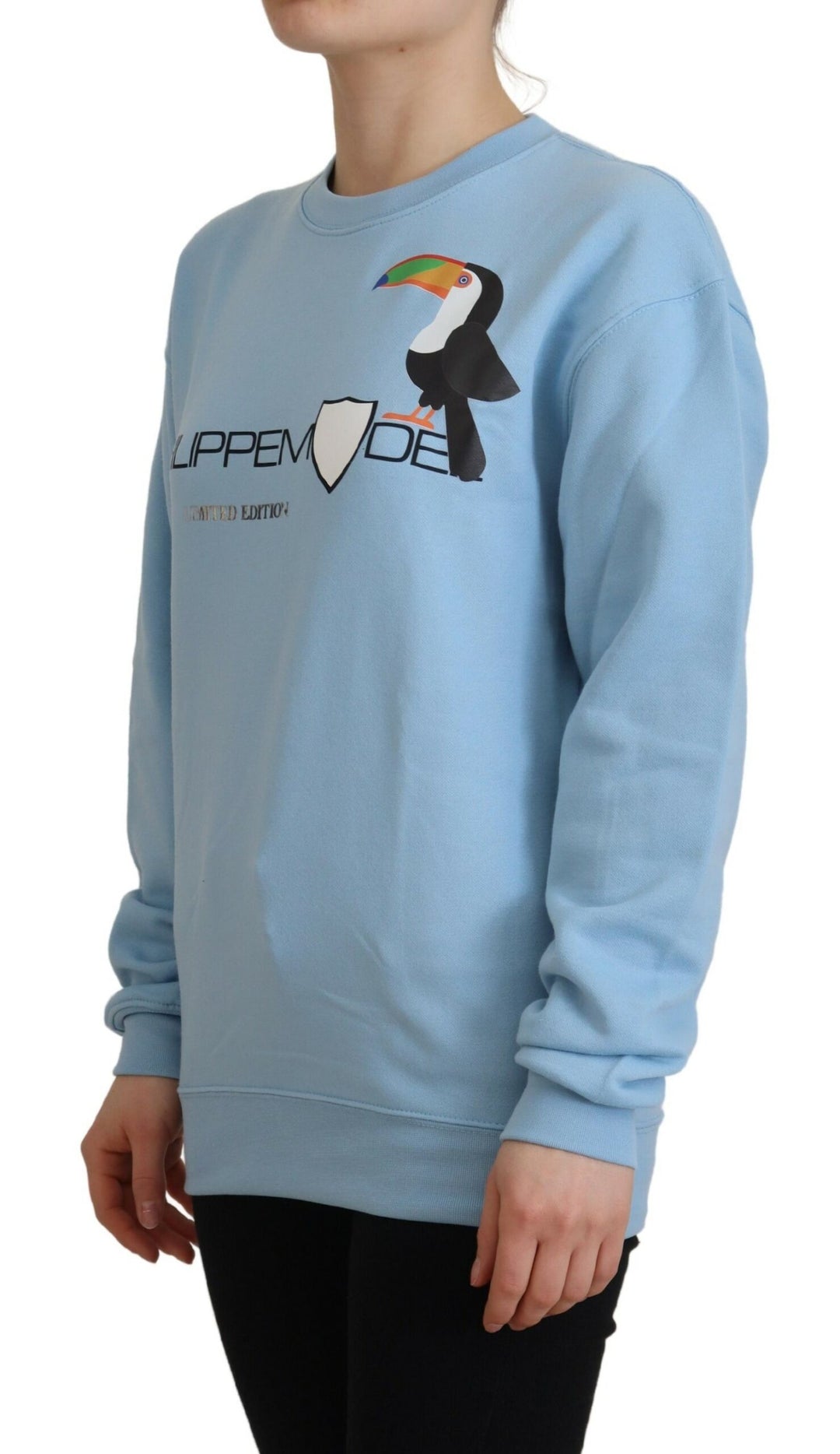 Pull chic bleu clair orné de logo Philippe Model