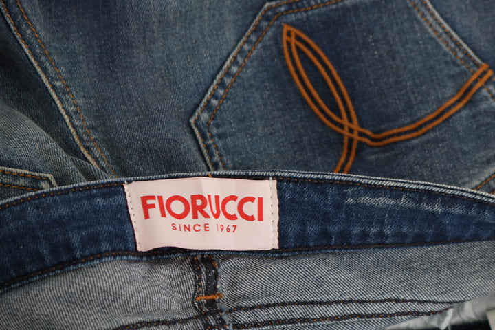 Los jeans azules vintage de Fiorucci visten tus sueños de mezclilla