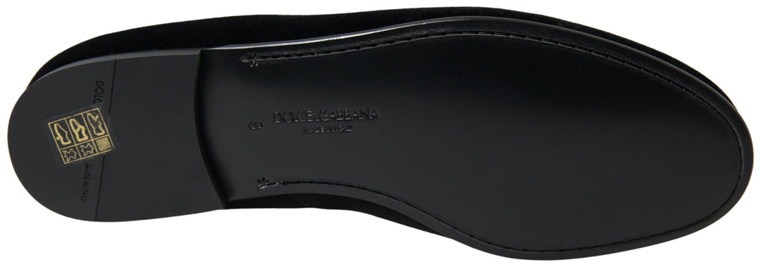 Los mocasines de terciopelo de Dolce Gabbana dan rienda suelta al estilo italiano