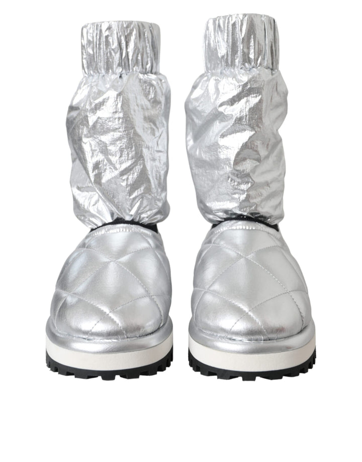 Botas con parche del logotipo acolchado en plata metalizada de Dolce &amp;amp; Gabbana