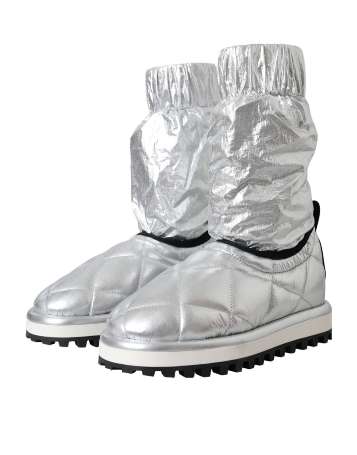 Botas con parche del logotipo acolchado en plata metalizada de Dolce &amp;amp; Gabbana