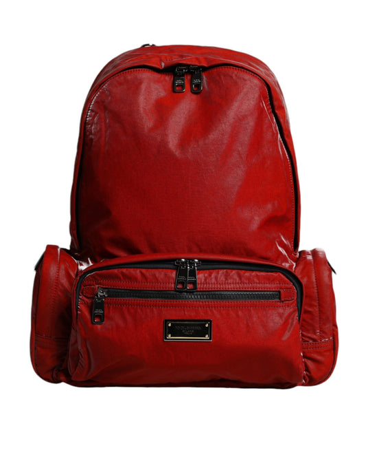 Mochila Dolce &amp; Gabbana de charol rojo con placa del logotipo