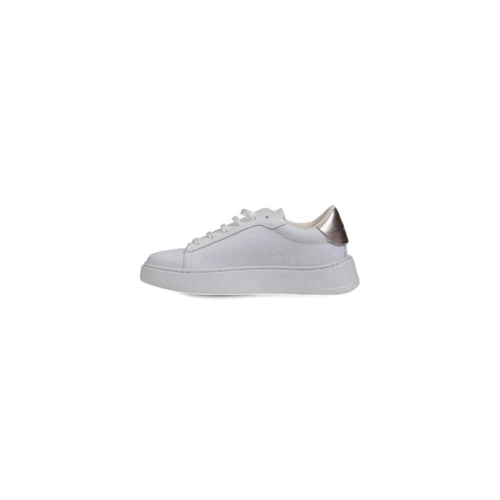 Zapatilla Furla de polietileno blanco