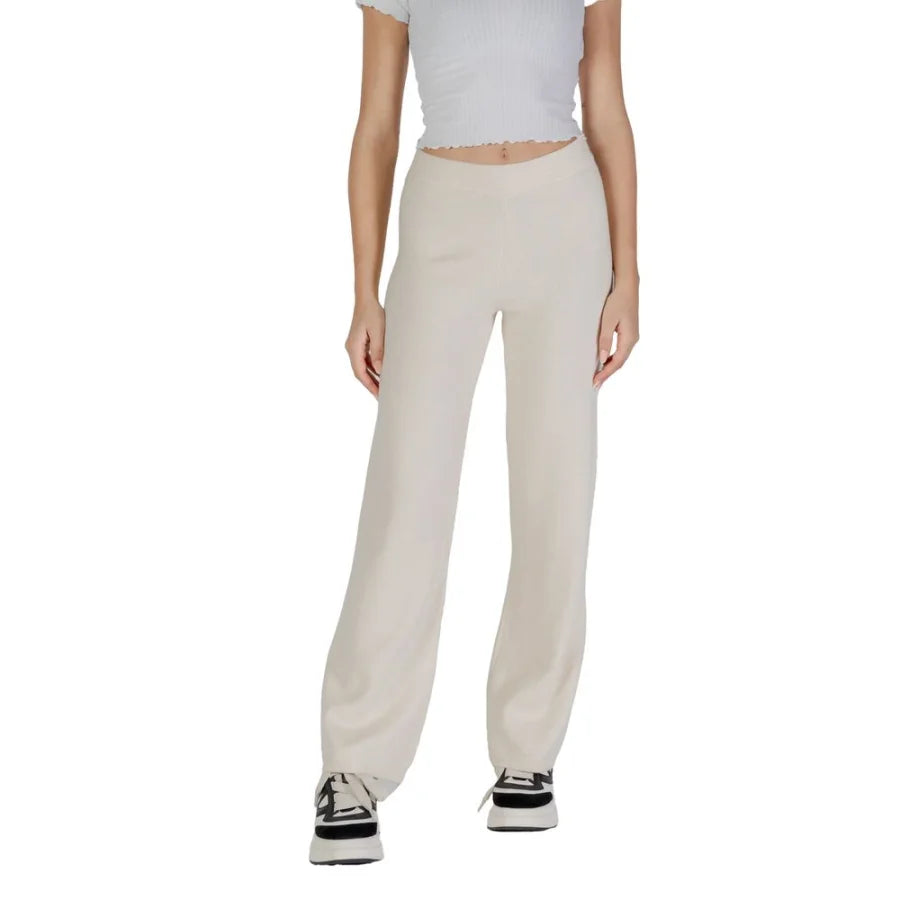 Vero Moda Cream Viscose Casual Pants