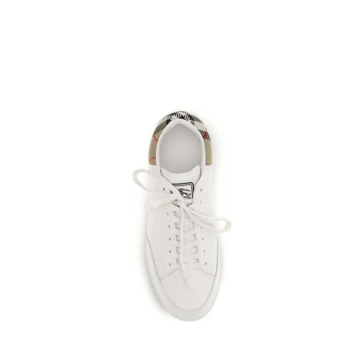 Burberry White Calf Leather Bos Taurus Low Top Sneakers