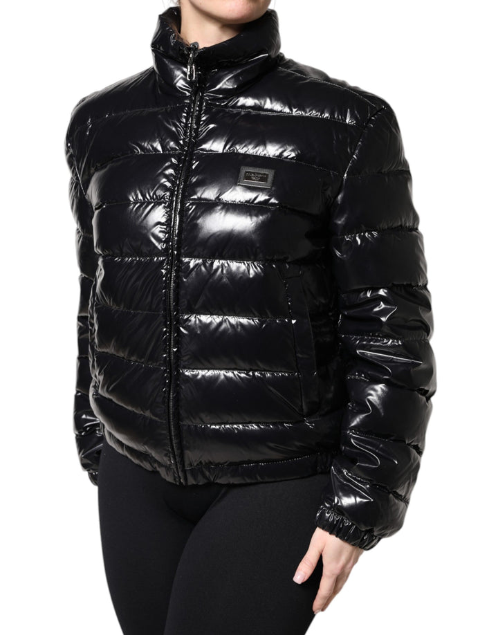 Chaqueta acolchada con cremallera completa y placa del logotipo en negro de Dolce &amp;amp; Gabbana