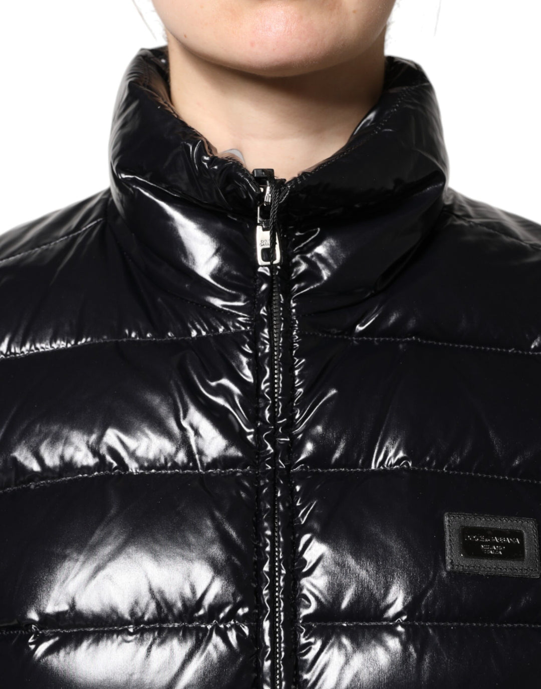 Chaqueta acolchada con cremallera completa y placa del logotipo en negro de Dolce &amp;amp; Gabbana