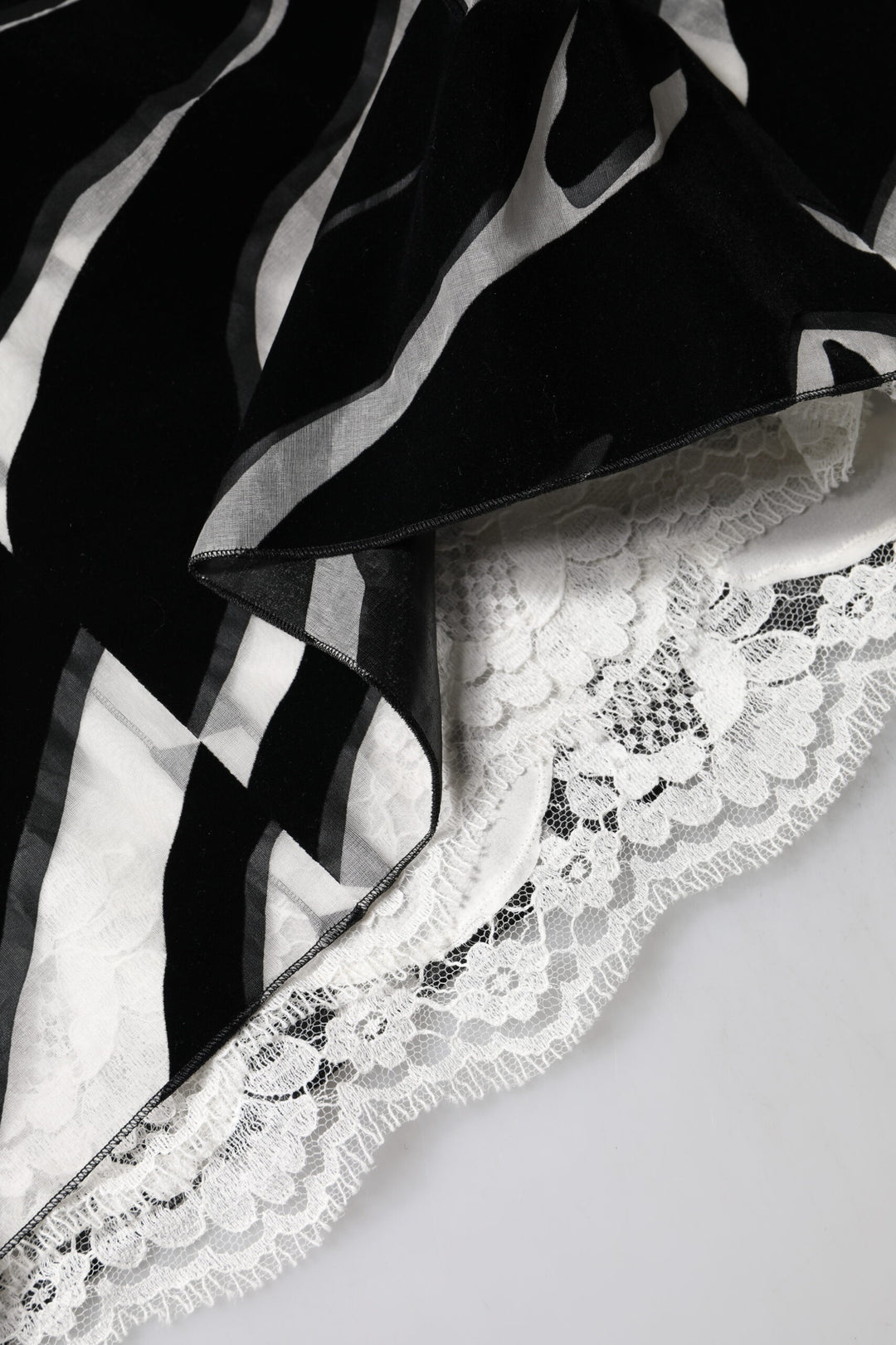 Dolce &amp; Gabbana Black White Zebra A-line Sheath Mini Dress