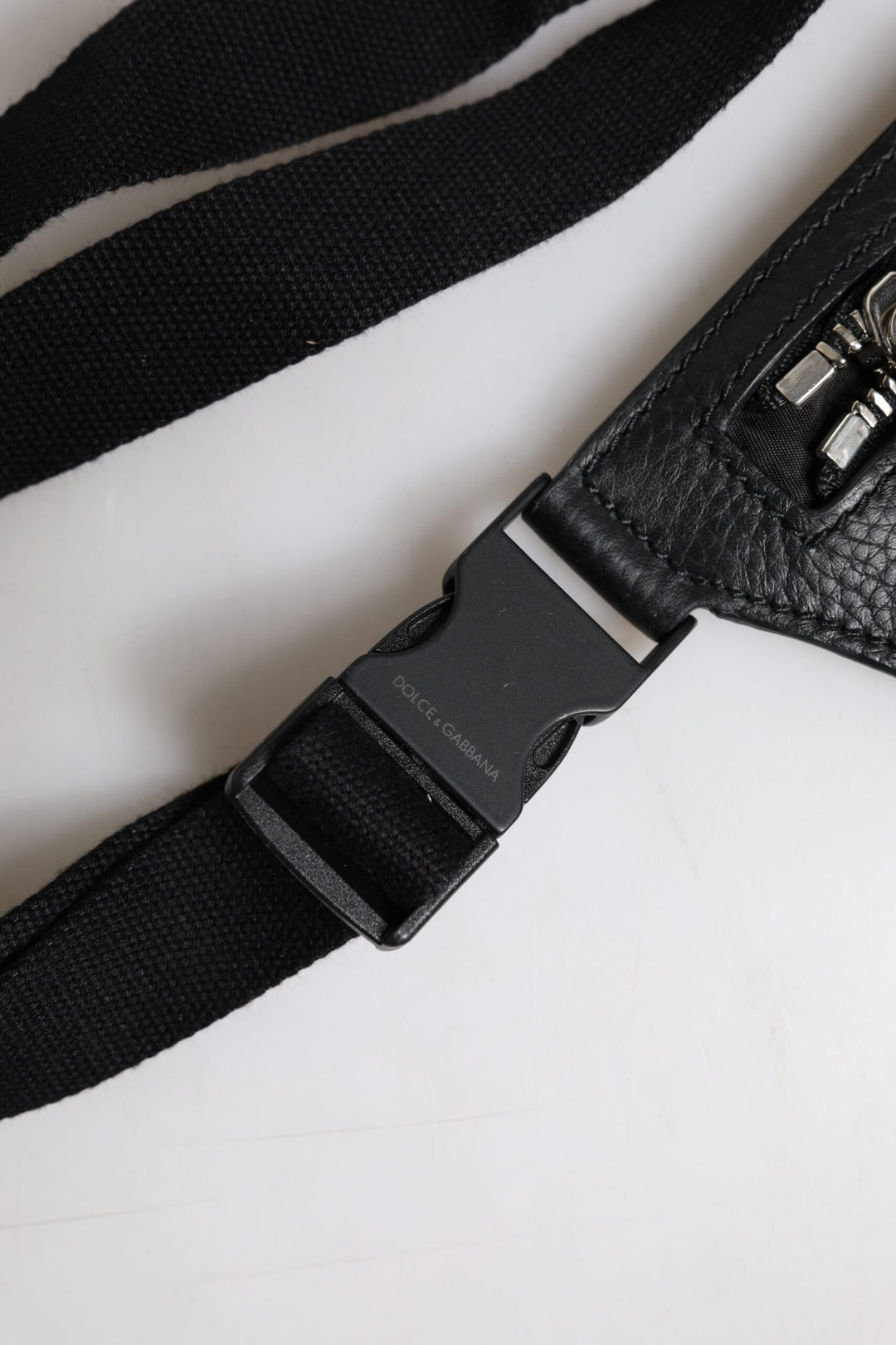 Dolce &amp; Gabbana Black Calfskin Logo Plaque Belt Waist Men Fanny Pack Bag