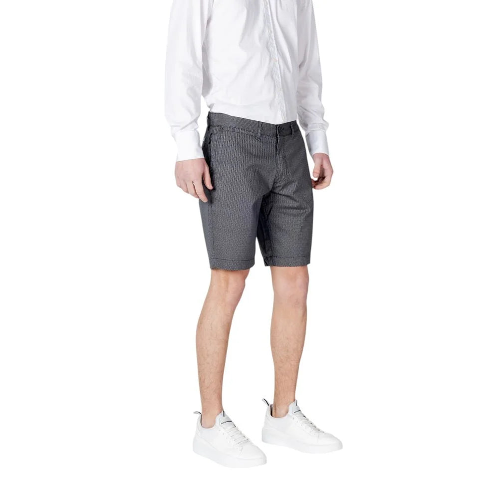 Armani Exchange Men’s Shorts Flexible Cotton Comfort and Style