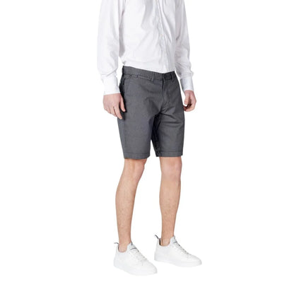 Armani Exchange Men’s Shorts Flexible Cotton Comfort and Style