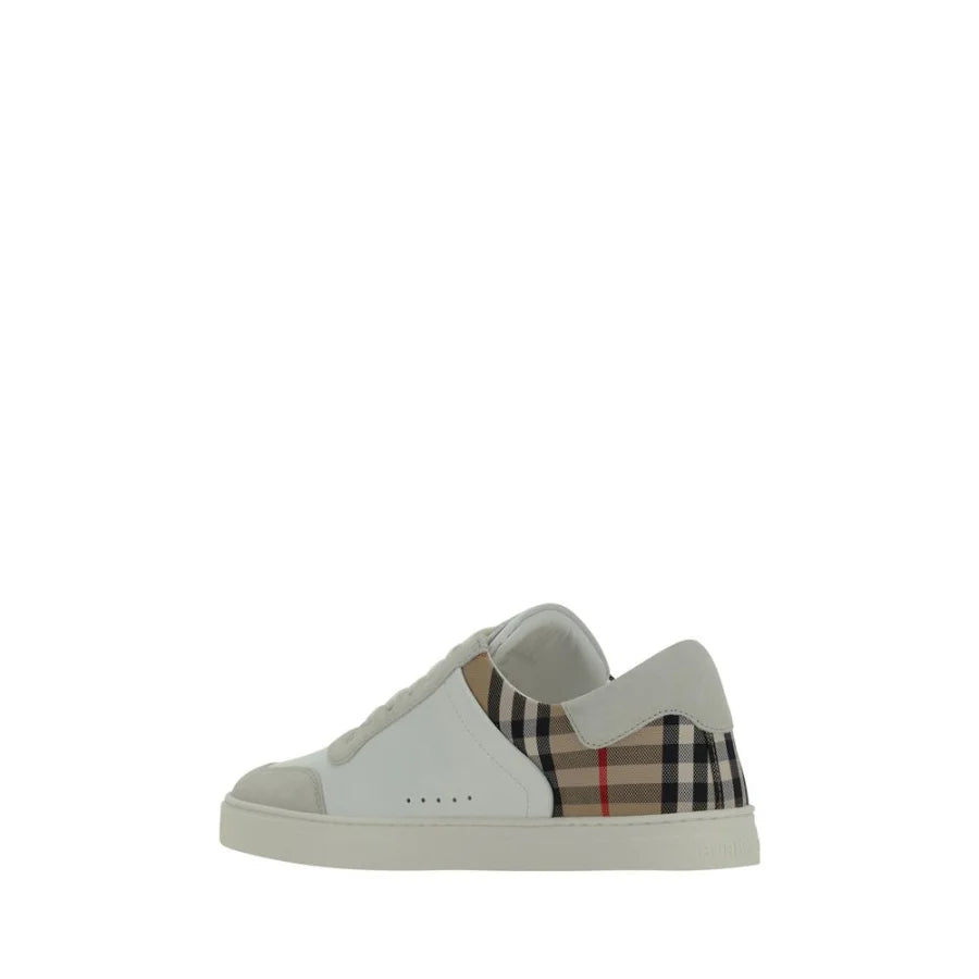 Burberry White Calf Leather Bos Taurus Low Top Sneakers