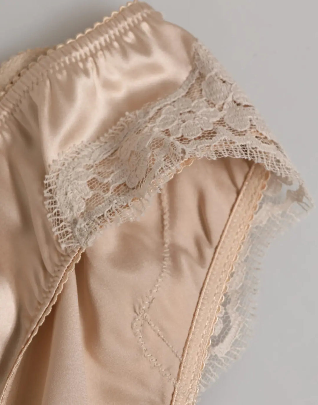 Dolce &amp; Gabbana Beige Silk Satin Floral Lace Panty Brief Underwear