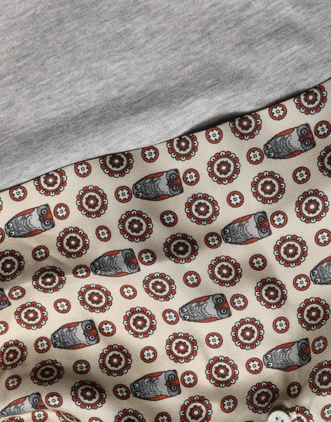 Dolce &amp; Gabbana Gray Cotton V-neck Owl Silk Scarf Top T-shirt