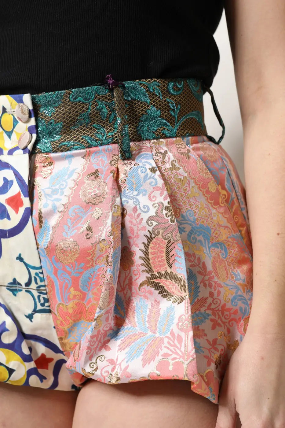 Dolce &amp; Gabbana Multicolor High Waist Women Hot Pants Shorts