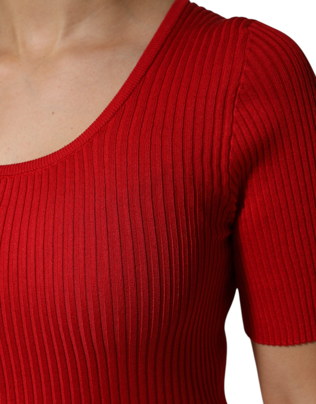 Dolce &amp; Gabbana - Red Round Neck Short Sleeves Pullover Top