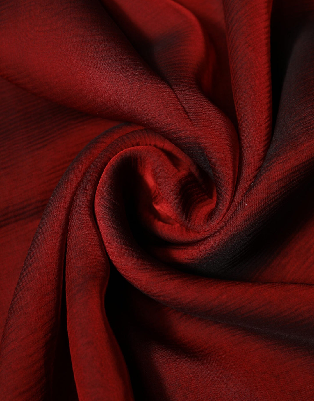 Dolce &amp; Gabbana Red Silk Rectangle Women Wrap Shawl Scarf
