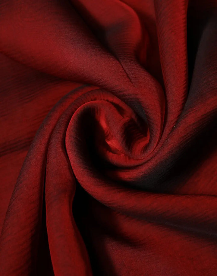 Dolce &amp; Gabbana Red Silk Rectangle Women Wrap Shawl Scarf
