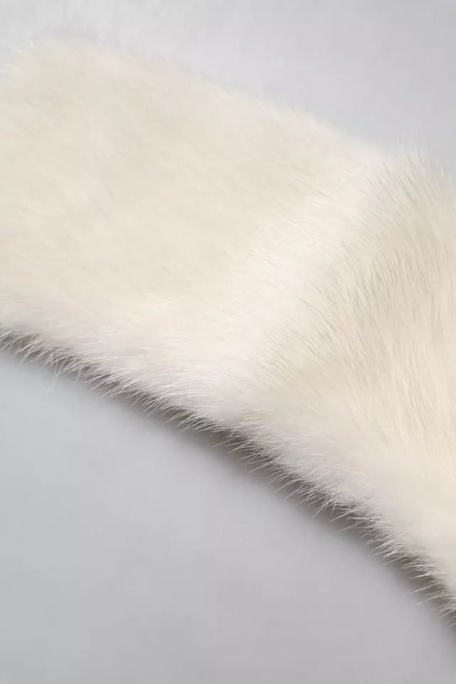 Dolce &amp; Gabbana White Mink Fur Collar Women Neck Wrap Scarf