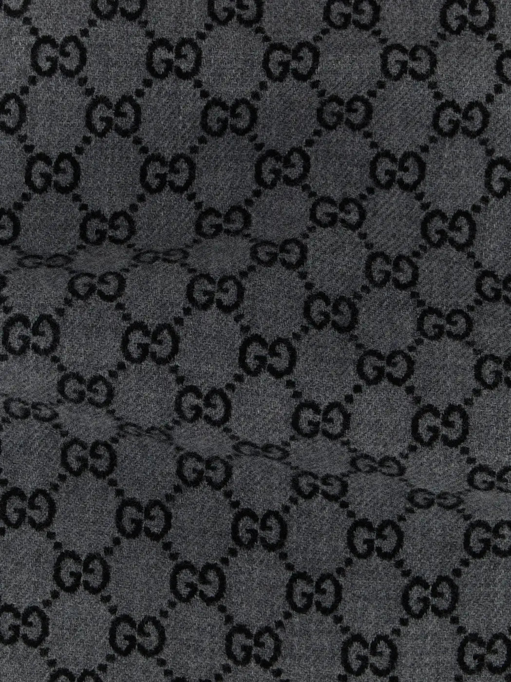 Gucci Gray Wool Scarf