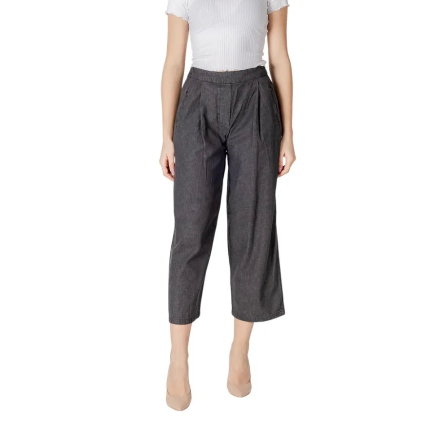 ICHI Black Cotton Cropped Jeans