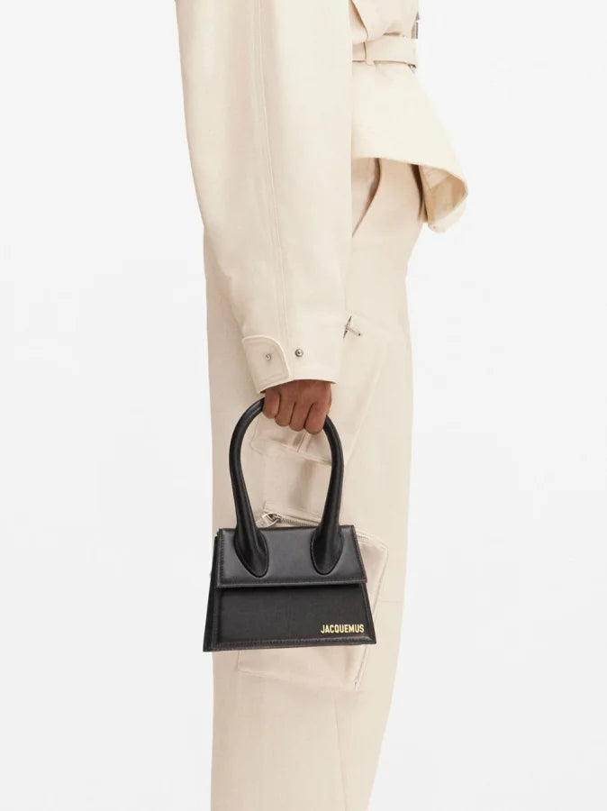 Jacquemus Black leather Le Chiquito moyen bag