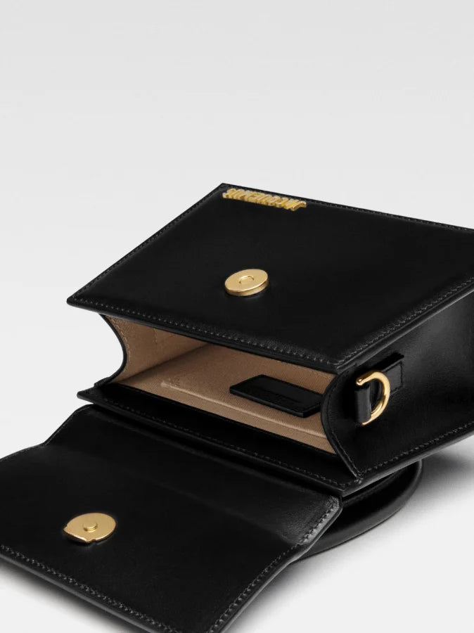 Jacquemus Black leather Le Chiquito moyen bag