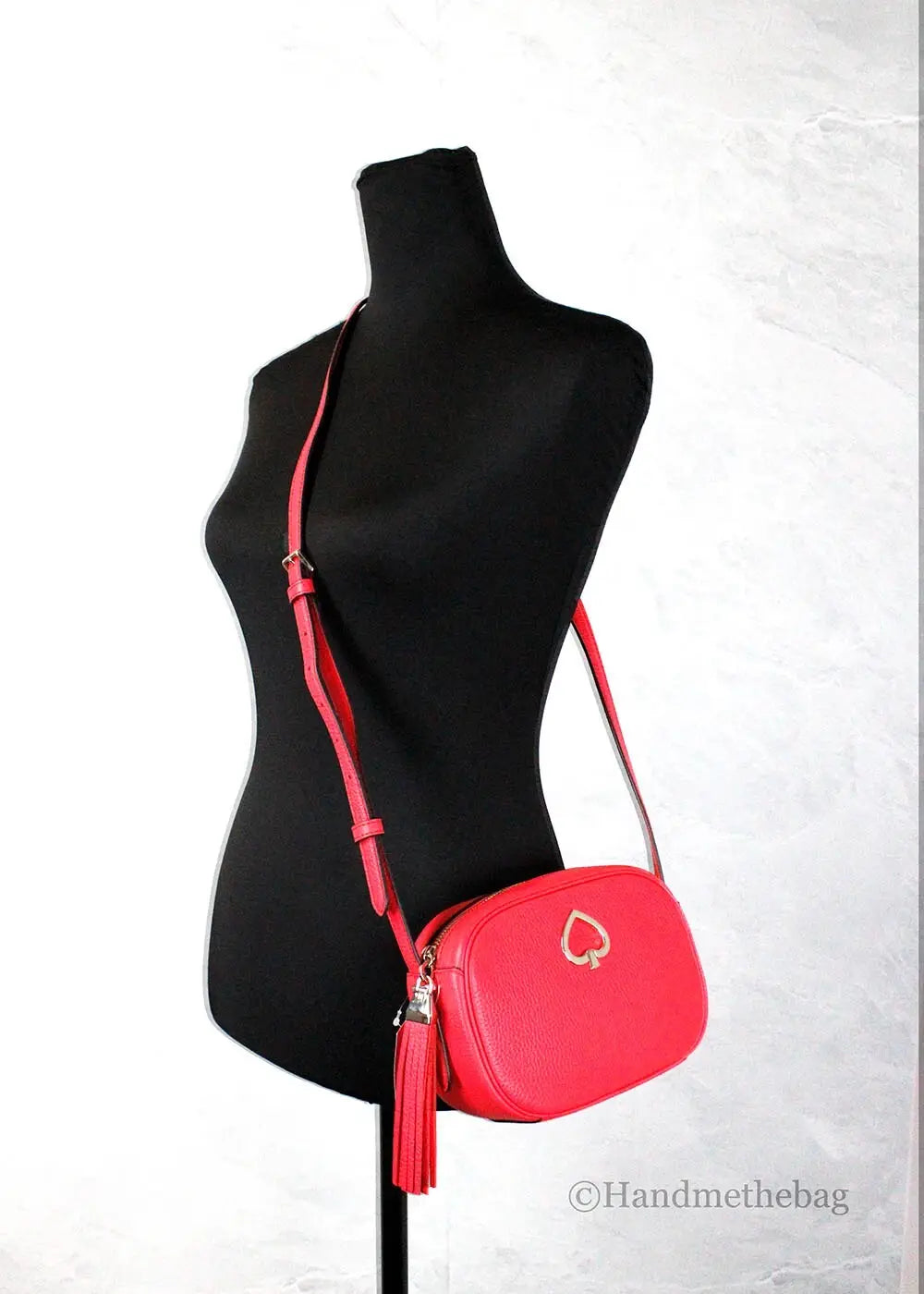 Kate Spade New York Women’S Kourtney Pebbled Leather Zip Around Camera Crossbody Bag (Stoplight)