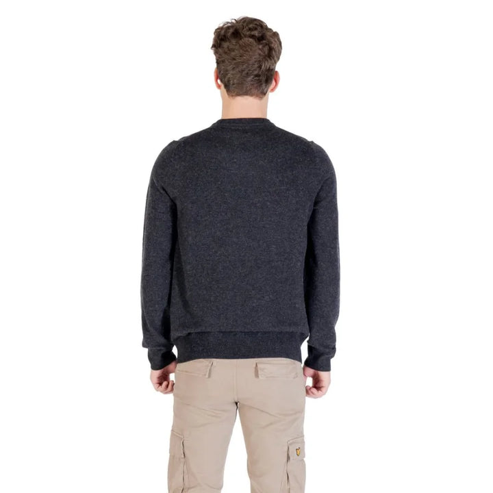 Lyle &amp; Scott Black Nylon Sweatshirt
