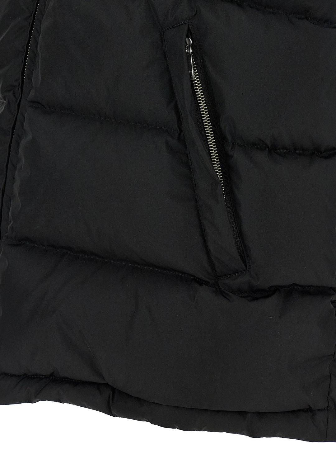Men’s Valentino Garavani Black Polyamide Sleeveless Jacket