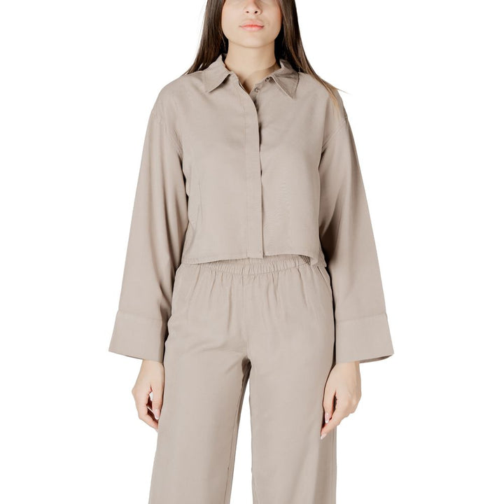 Only Blouses - Women’s Beige Viscose Blouse
