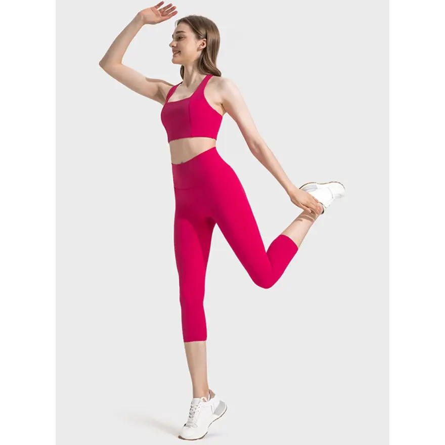 Elevate Your Workout with Our Scoop Neck Sports Bra Clothing Tops Trendsi