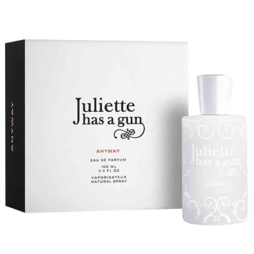 Sparkling Floral Perfume with Bright Citrus and Woody Notes Women’s Juliette Has A Gun