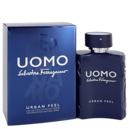 Captivating Mens Cologne with Aromatic Woody and Spicy Notes
