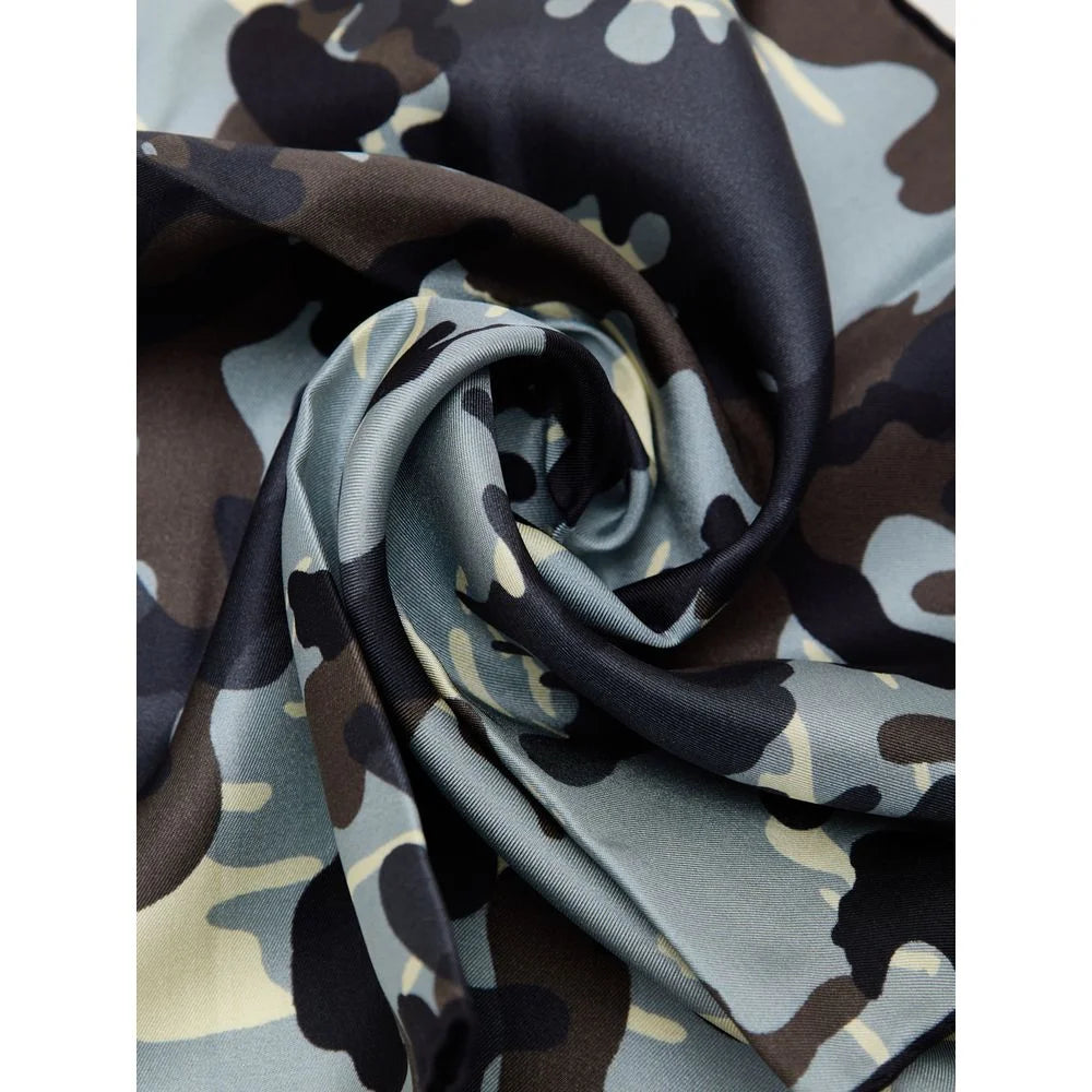 Tom Ford Light Gray Camouflage Print Silk Pocket Square